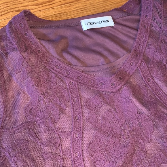 Citrus & Lemon Boutique Henly Midi Dress in Plum - Picture 4 of 7